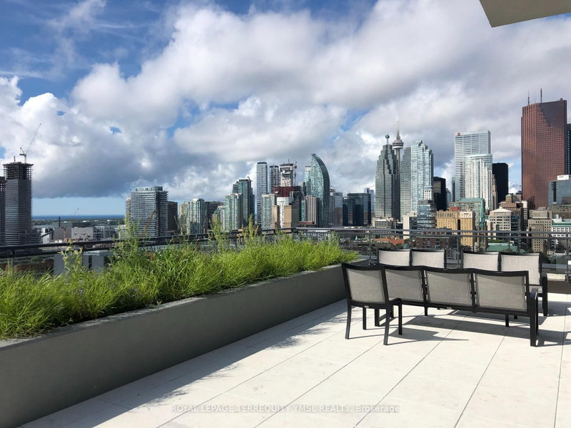 Unit 911 — 460 Adelaide Street E, Toronto