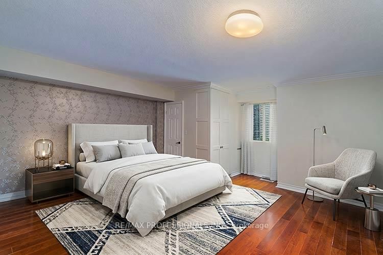 88 E Charles Street • #702 • Toronto, ON photo 24