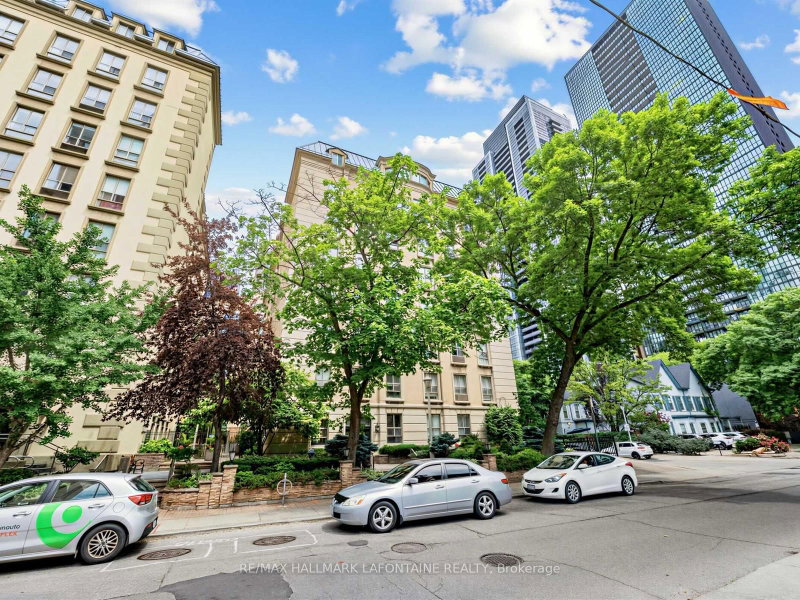 504 - 88 Charles Street E