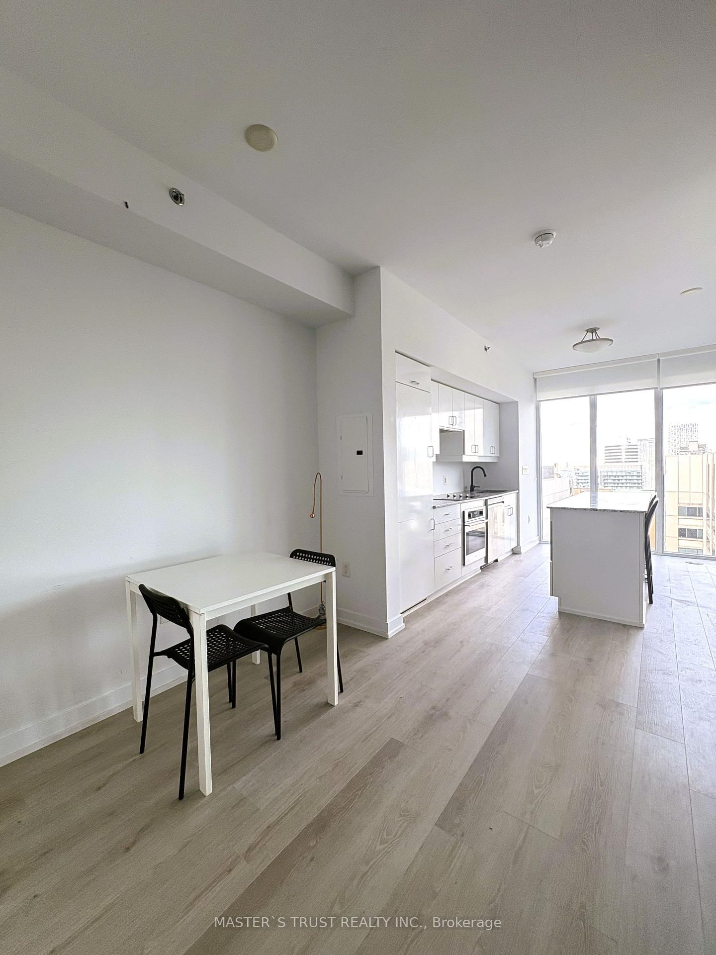 426 University Avenue, Unit 3108