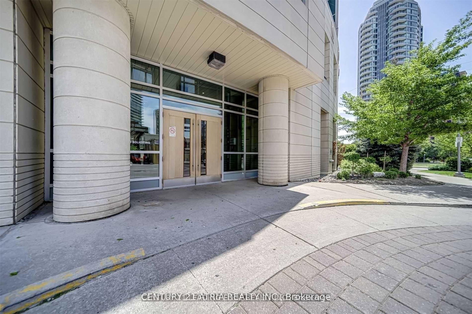 Listing Image 20