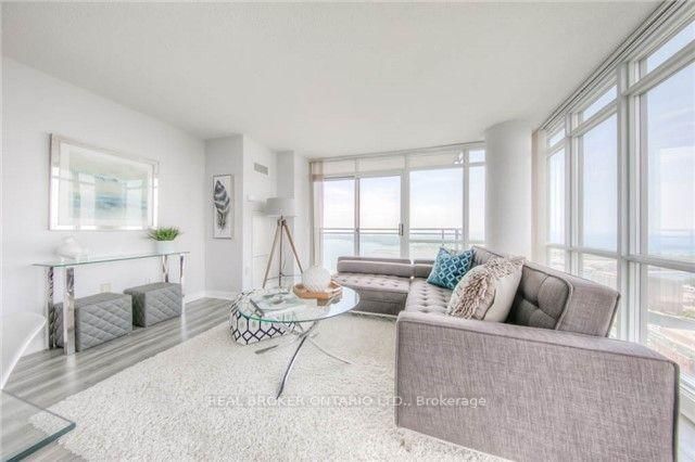 15 Fort York Boulevard, Unit 4512
