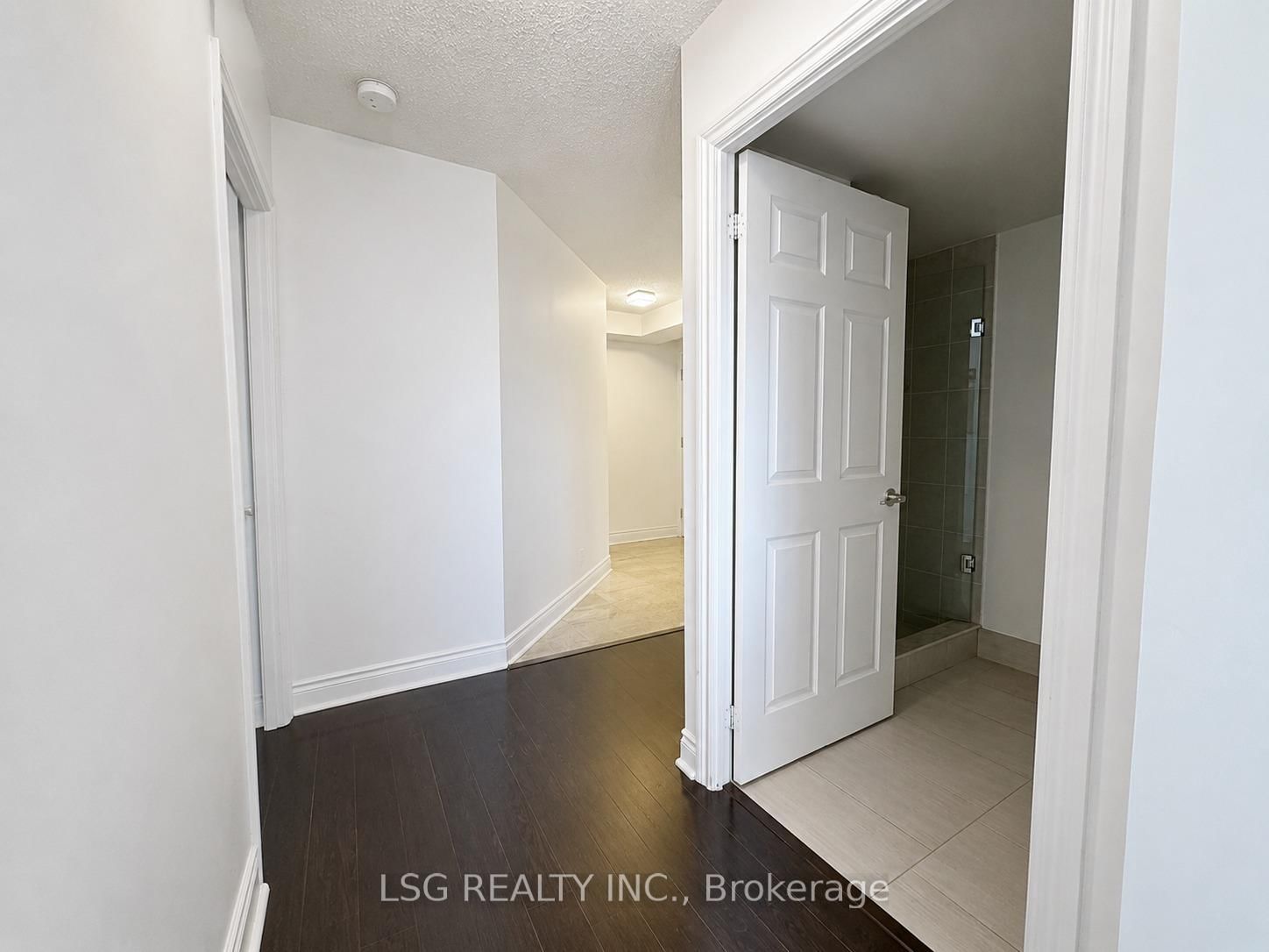 78 Harrison Garden Boulevard, Unit 1209