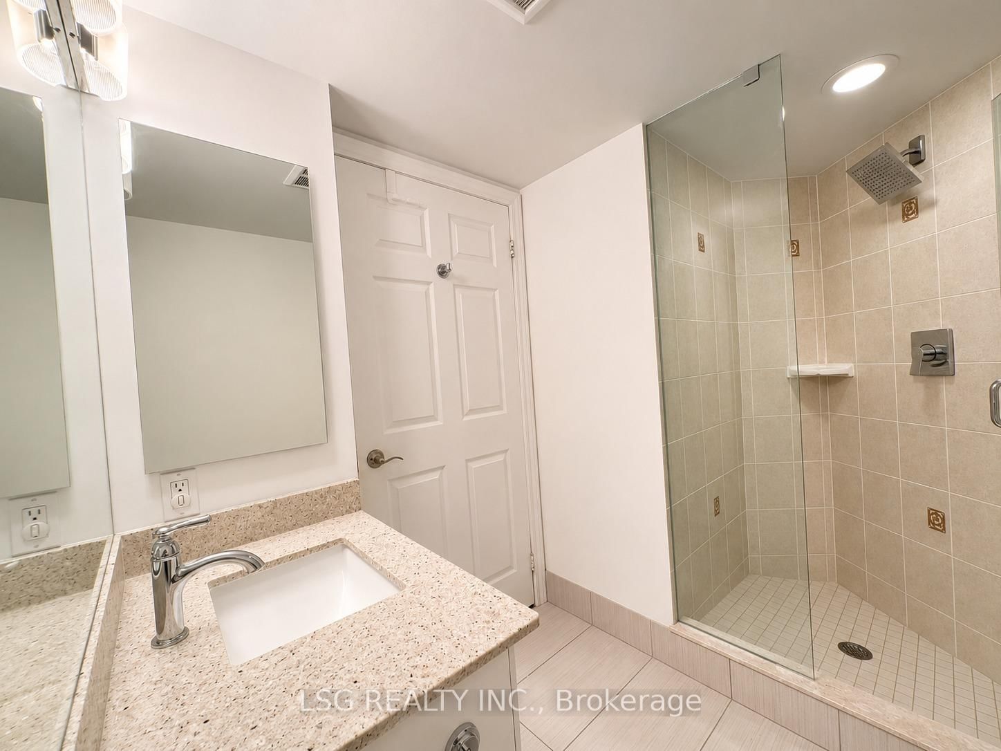 78 Harrison Garden Boulevard, Unit 1209