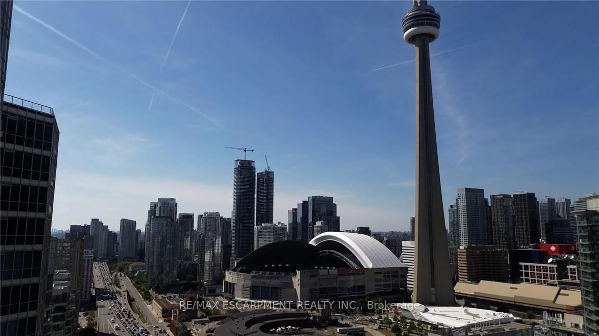 10 York Street • #3807 • Toronto, ON photo 46