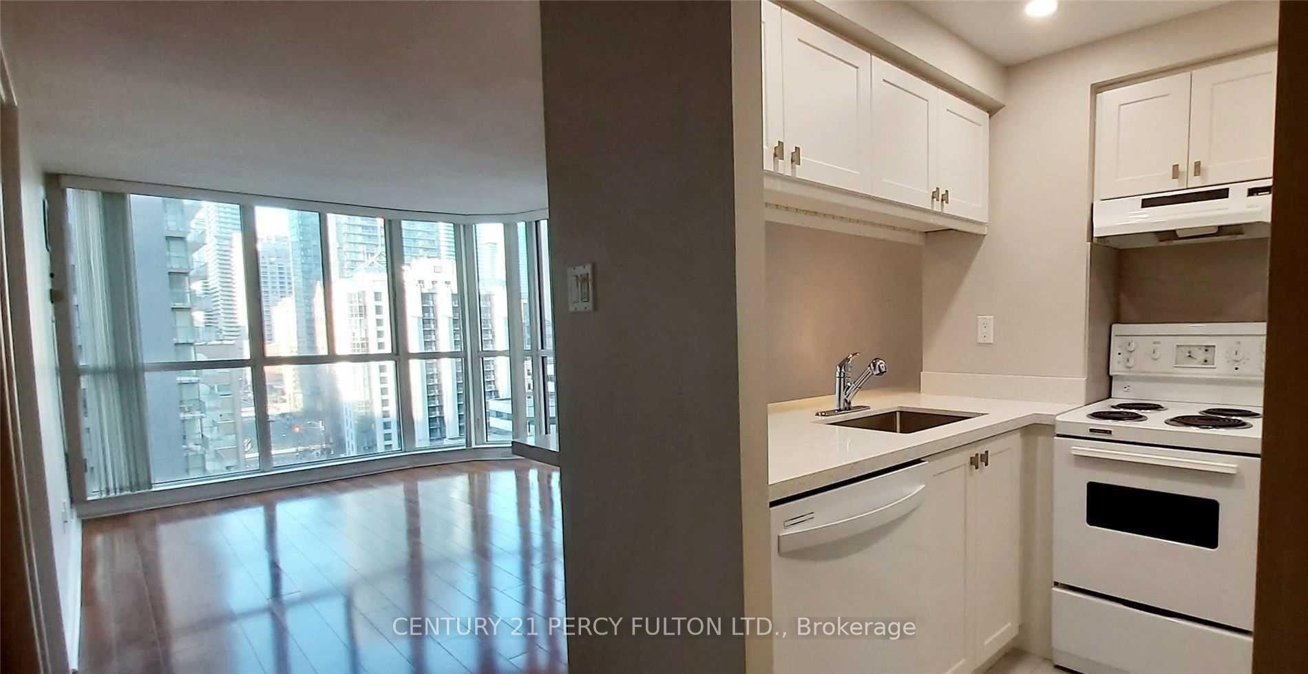 736 Bay Street, Unit 1512