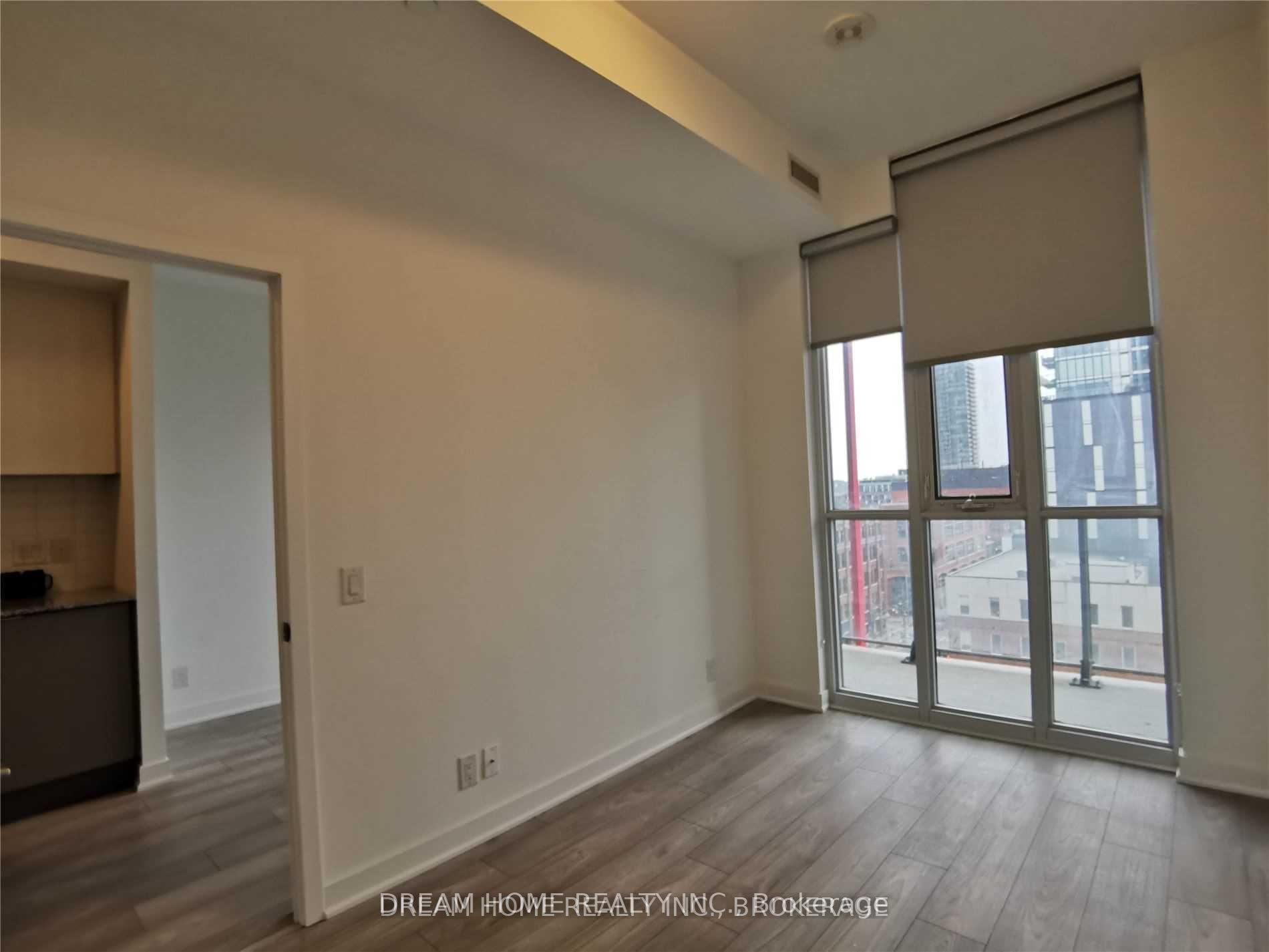 120 Parliament Street, Unit 808