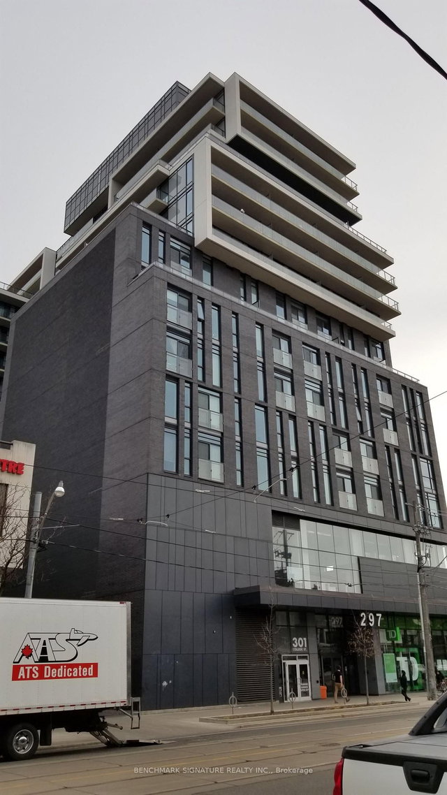 1212 - 297 College Street