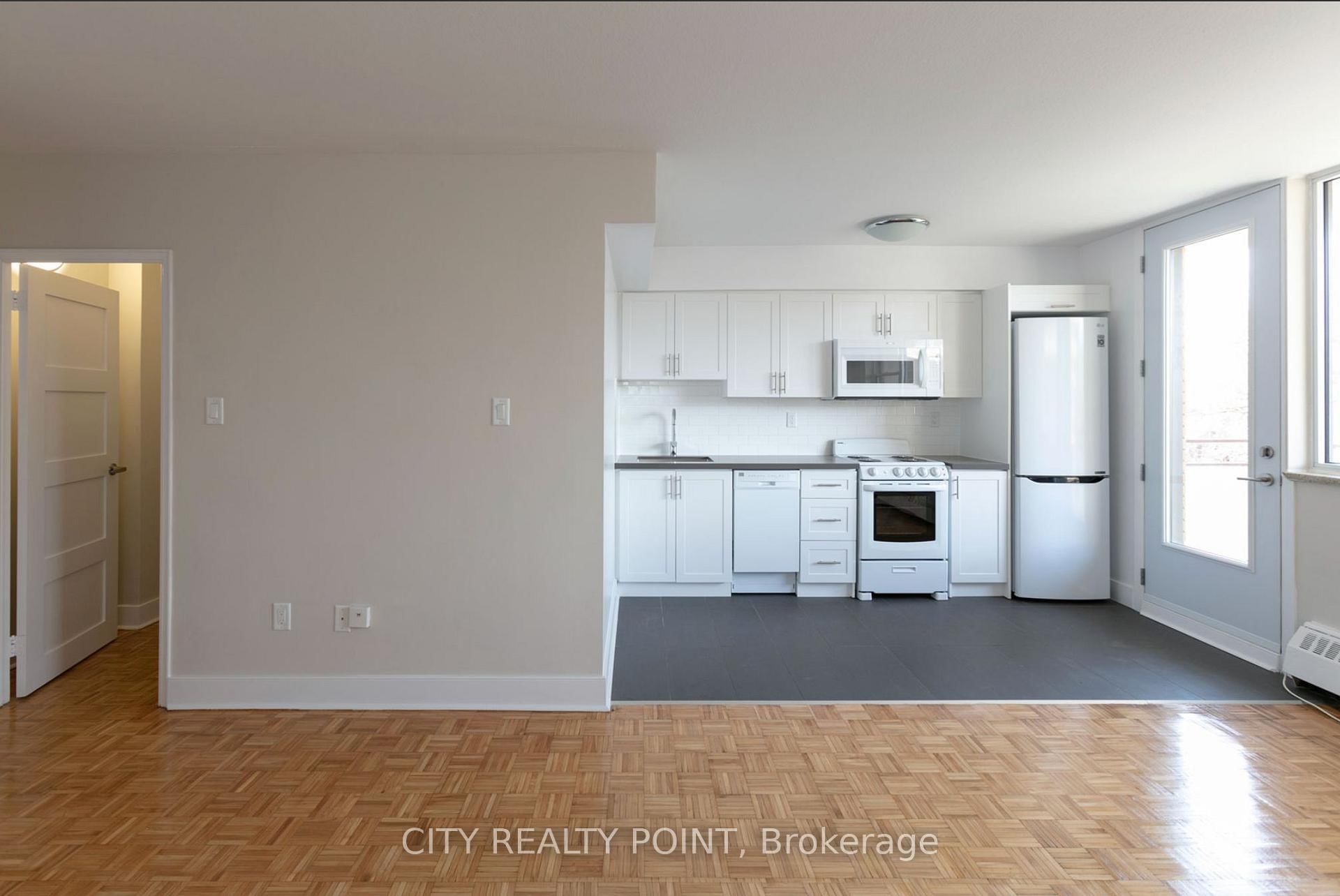 276 St George Street, Unit 206