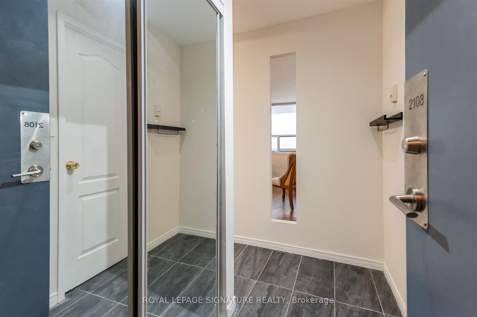 40 Homewood Avenue, Unit 2108
