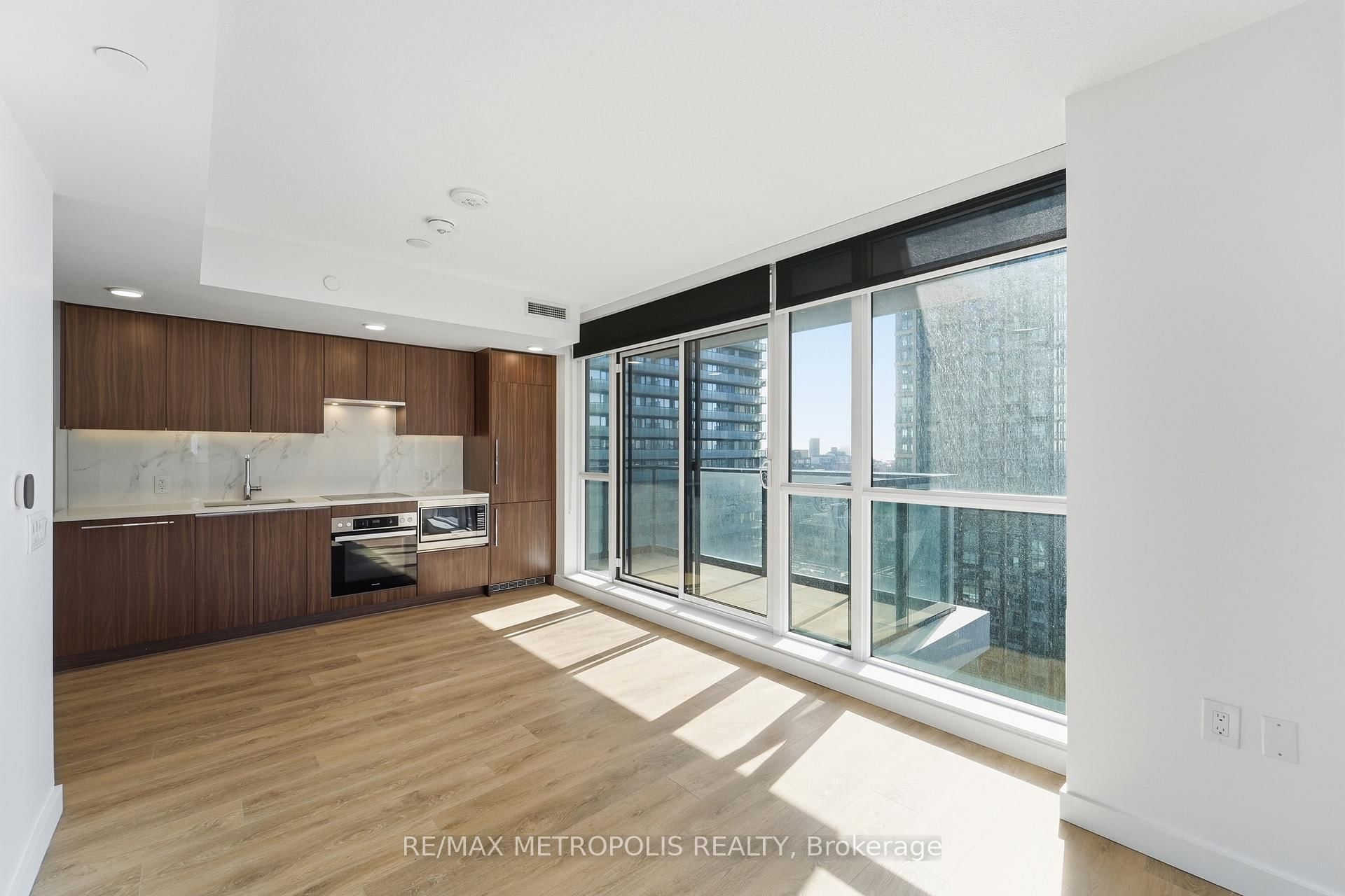 38 Widmer Street, Unit 2711