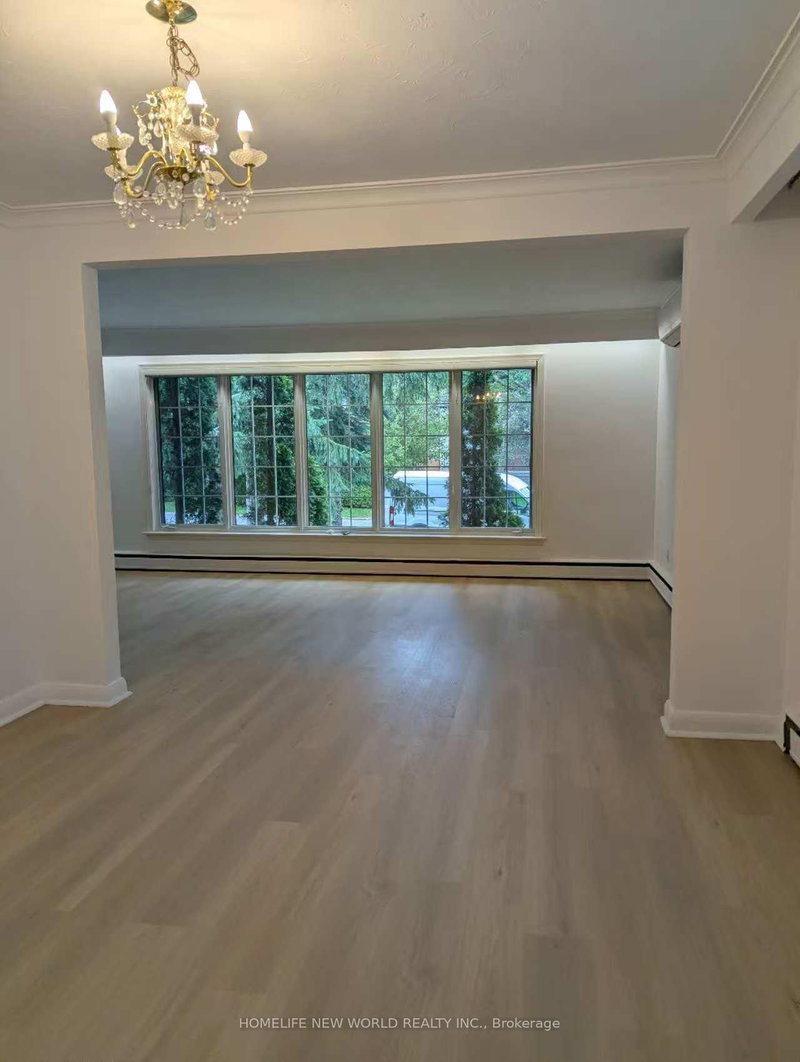 10 Millgate Crescent