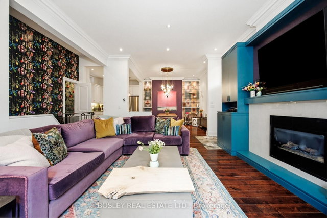 2 - 103 Pembroke Street