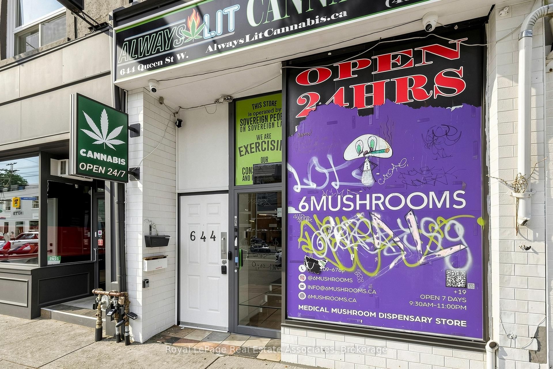 644 Queen Street W