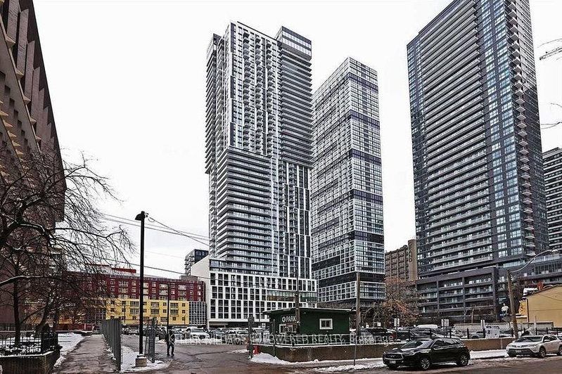 home for lease on 524-251 Jarvis Street