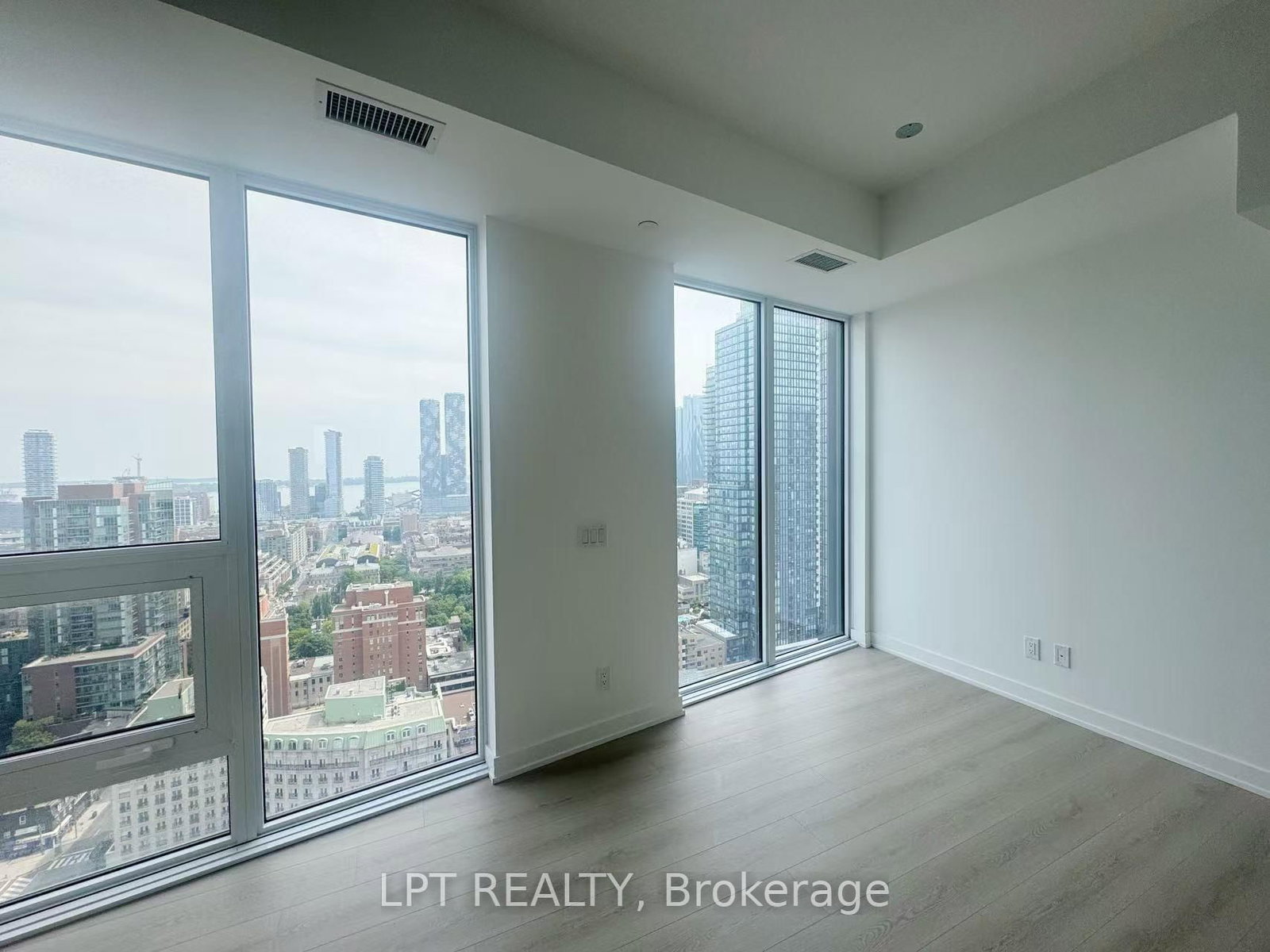3508-100 Queen Street, Toronto, ON, photo 3
