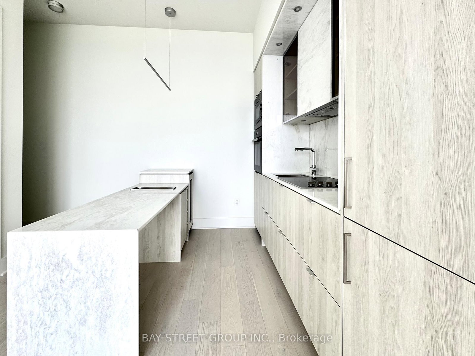 11 Yorkville Avenue • #6006 • Toronto, ON photo 11