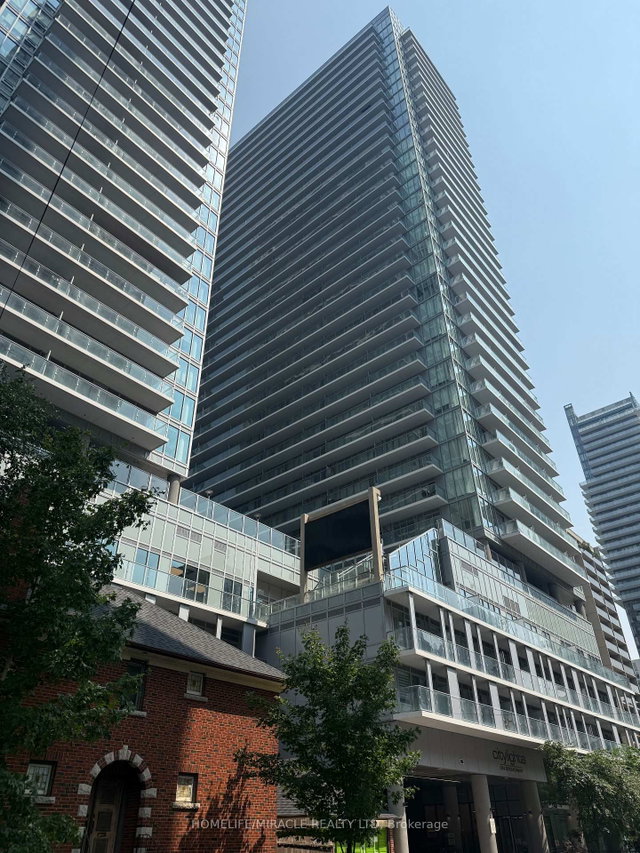 1614 - 195 Redpath Avenue