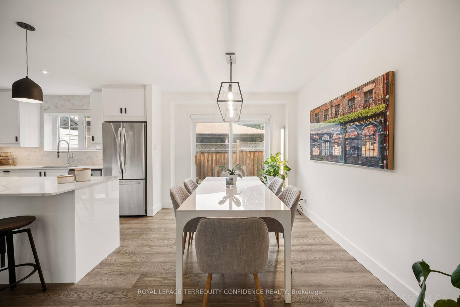 58 Shippigan Crescent • Toronto, ON photo 10
