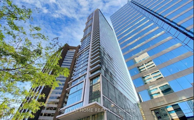 2309 - 426 University Avenue