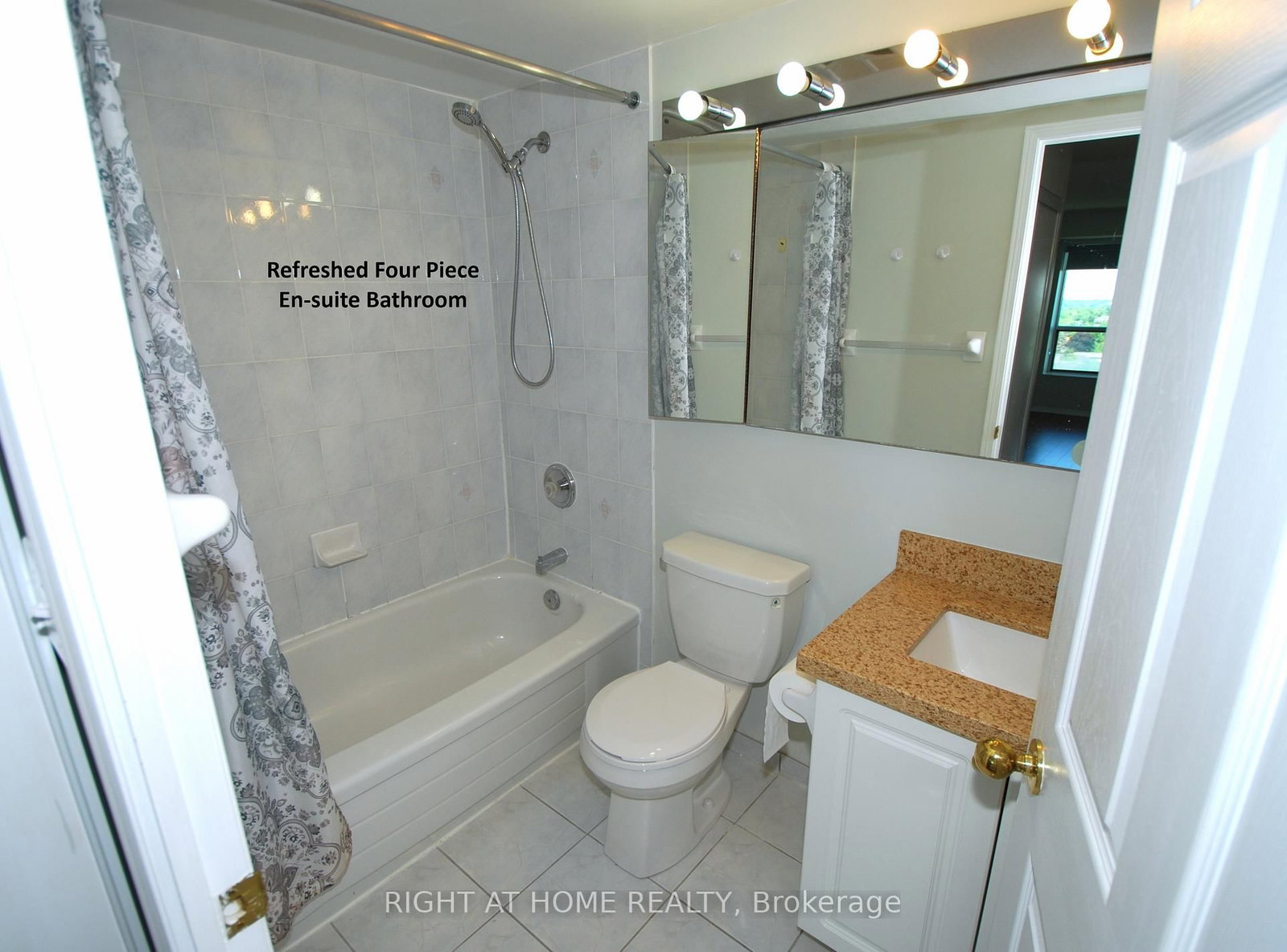 39 Pemberton Avenue • #1009 • Toronto, ON photo 14