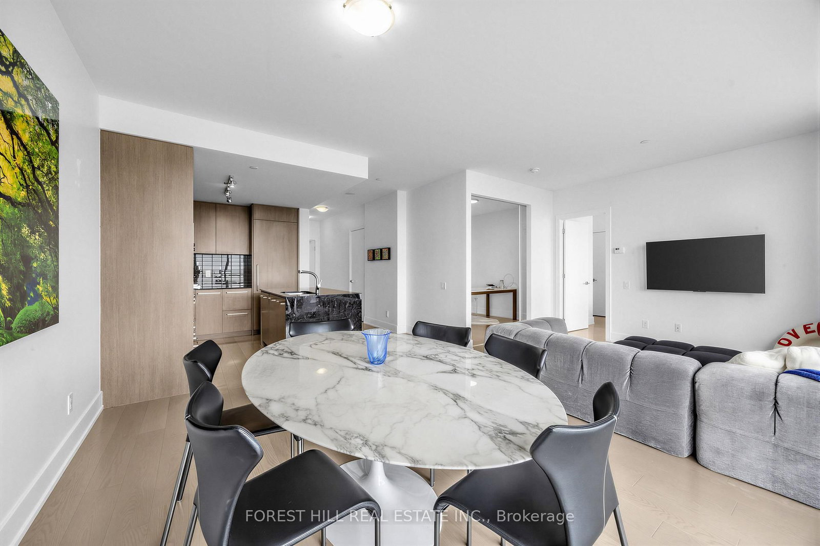 170 Avenue Road • #1101 • Toronto, ON photo 11