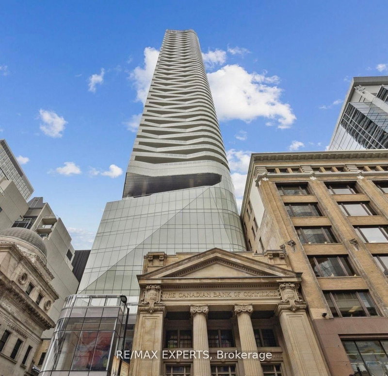 home for lease on 3414-197 Yonge Street
