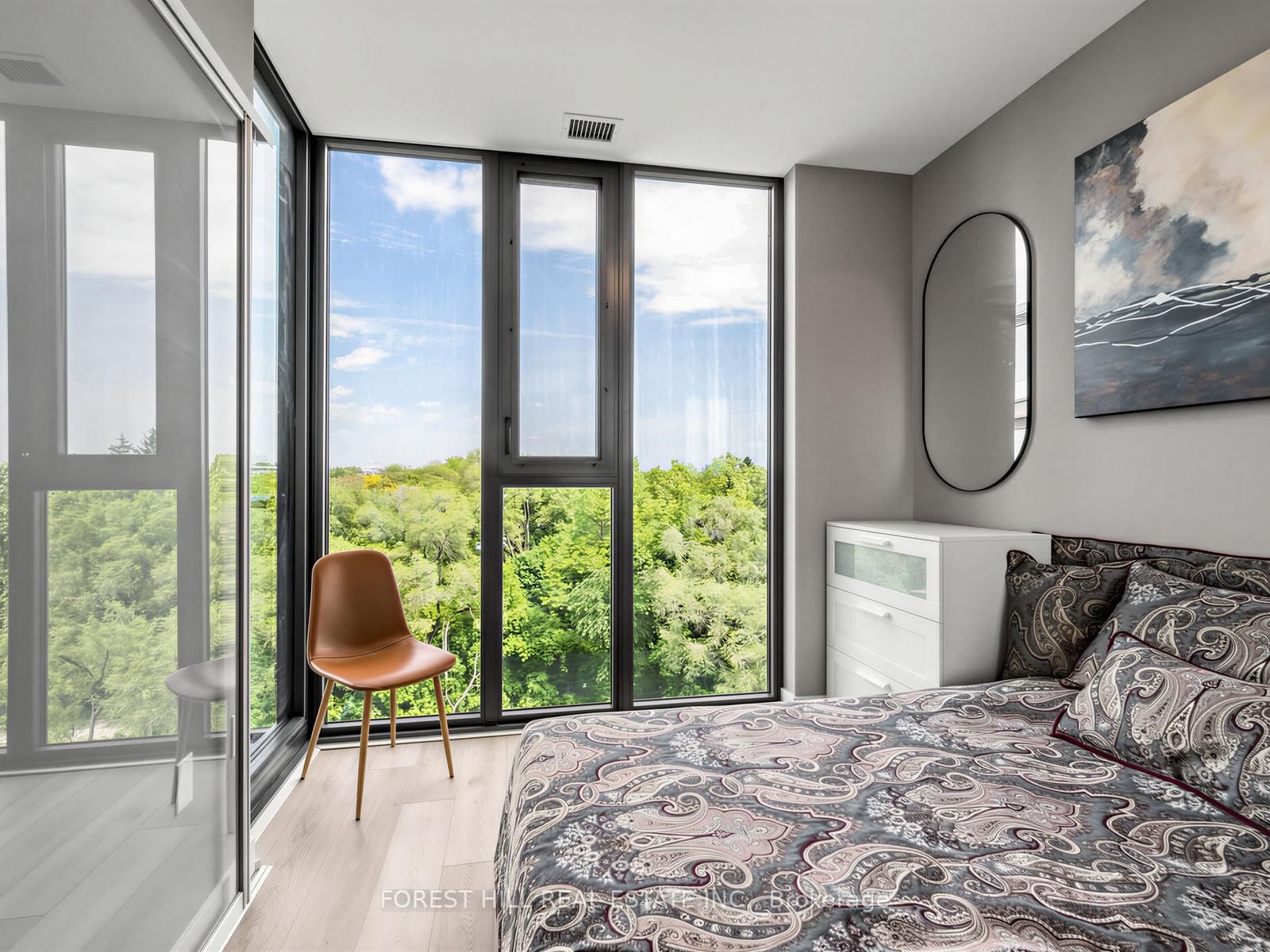 250 Lawrence Avenue W • #703 • Toronto, ON photo 12