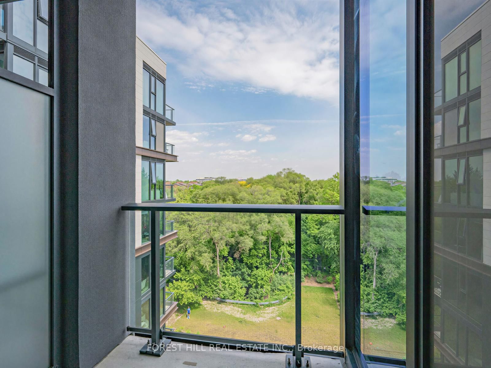 250 Lawrence Avenue W • #703 • Toronto, ON photo 16