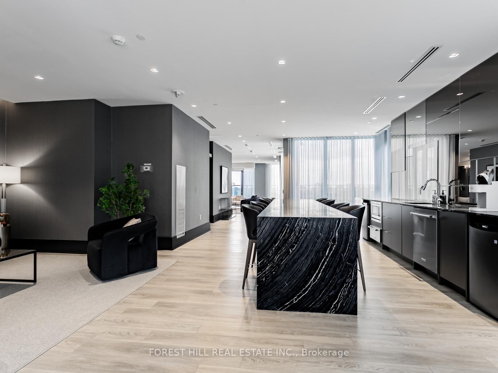250 Lawrence Avenue W • #703 • Toronto, ON photo 21