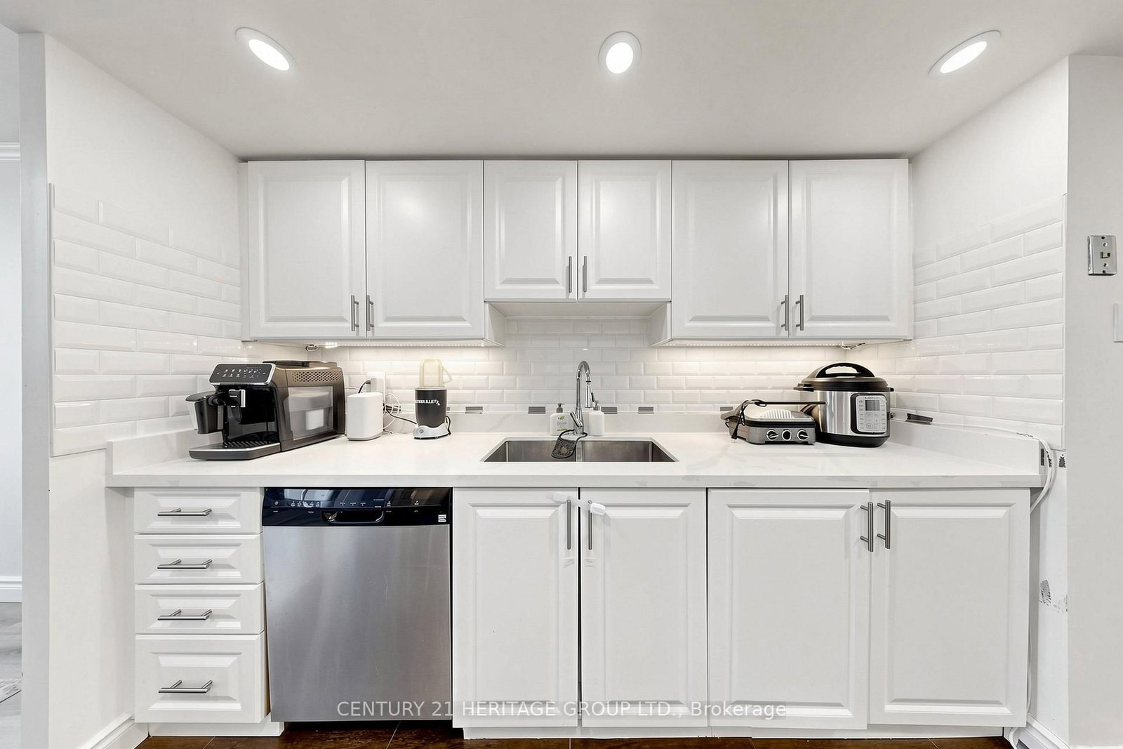 5 Kenneth Avenue • #501 • Toronto, ON photo 17