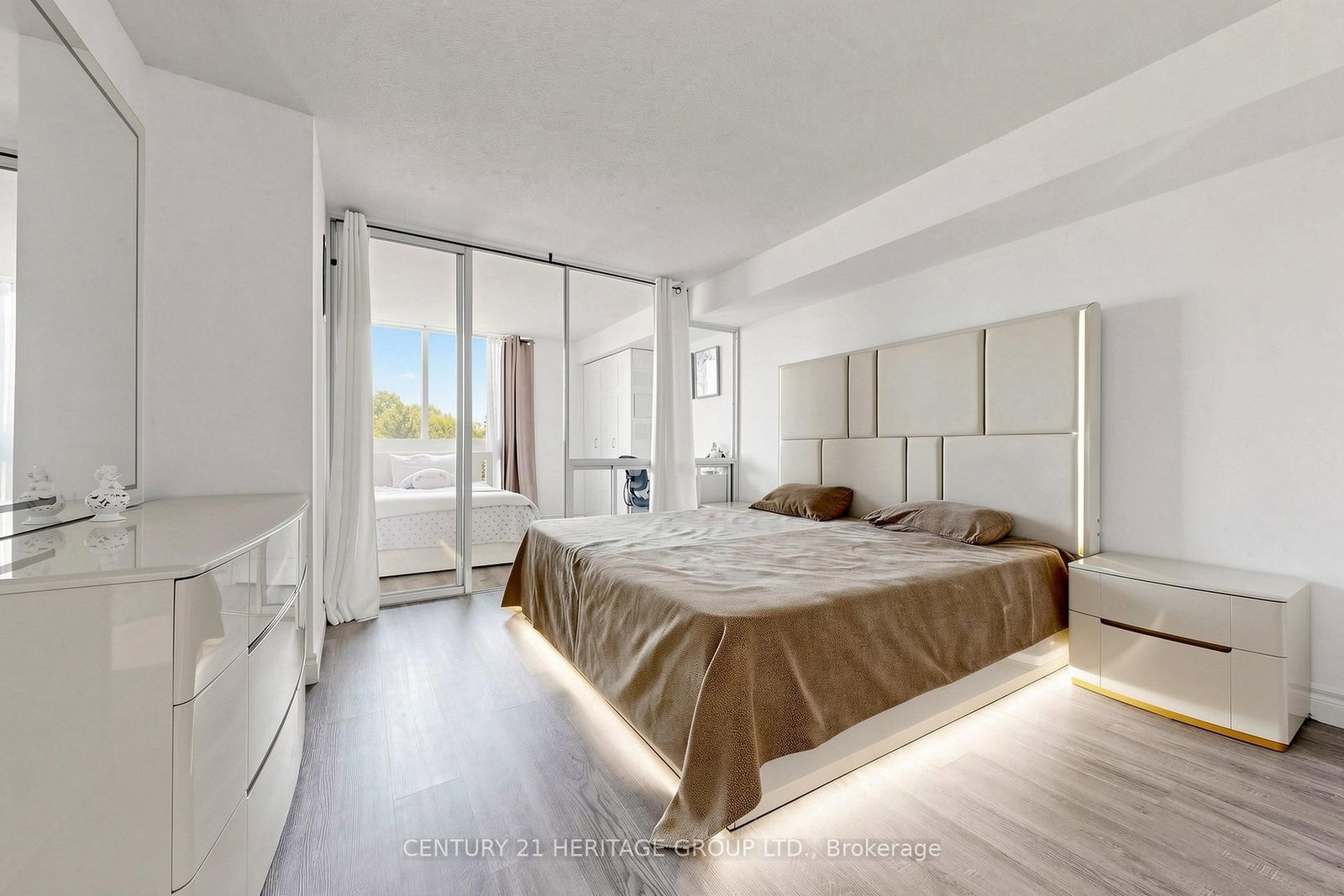 5 Kenneth Avenue • #501 • Toronto, ON photo 18