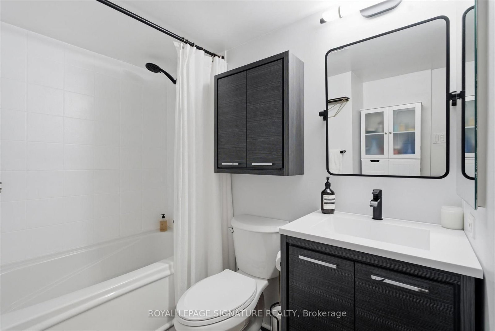 323 E Richmond Street • #704 • Toronto, ON photo 16