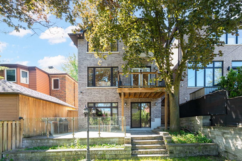 200 Snowdon Ave, Toronto