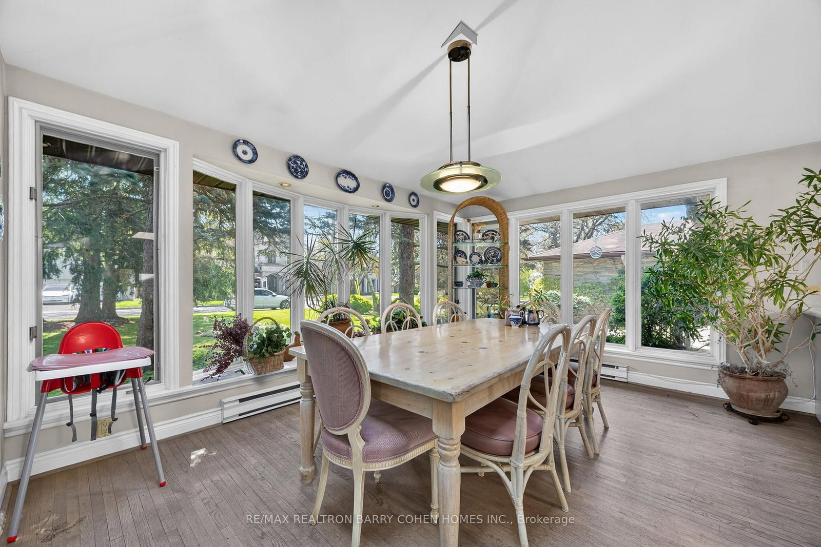 18 Brian Cliff Drive • Toronto, ON photo 19