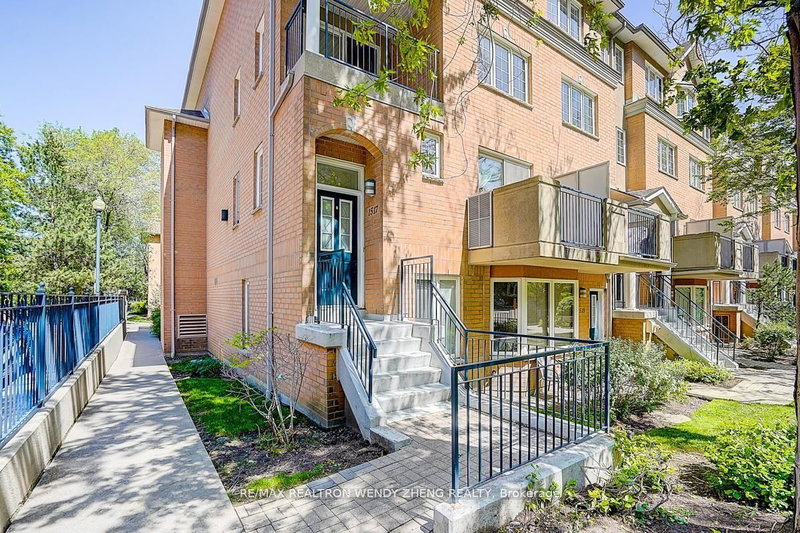 1517 - 28 Sommerset Way