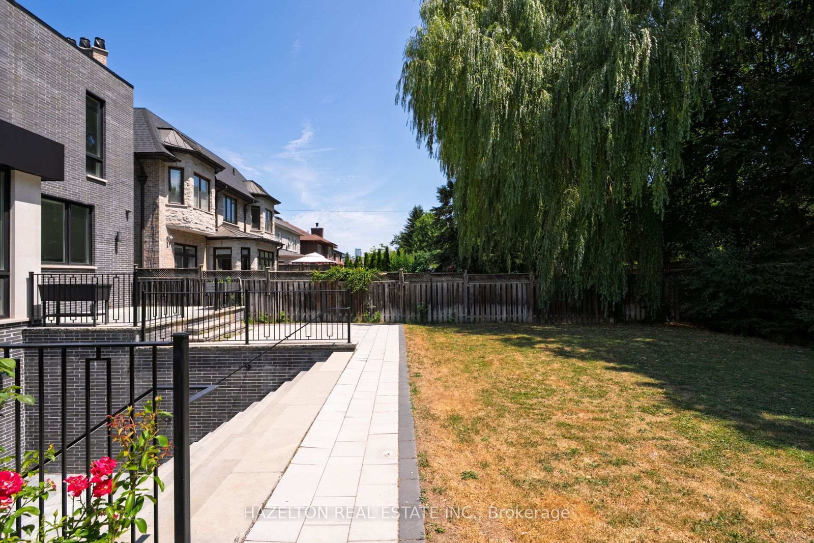 71 Yorkview Drive • Toronto, ON photo 39