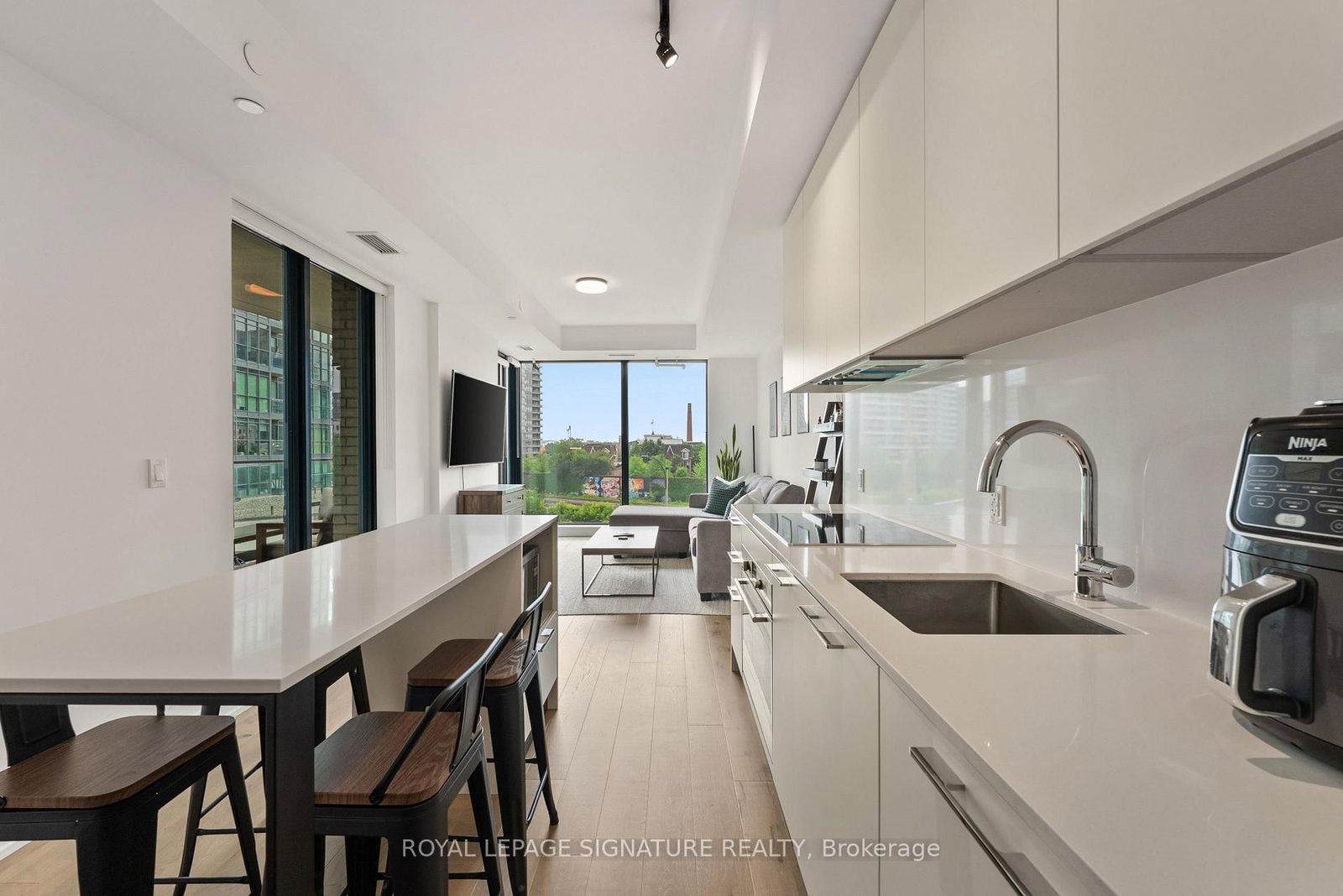 200 Sudbury Street • #401 • Toronto, ON photo 2