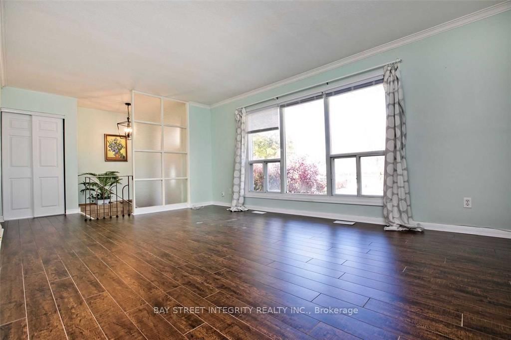 60 Hesketh Court, Toronto, ON, photo 5