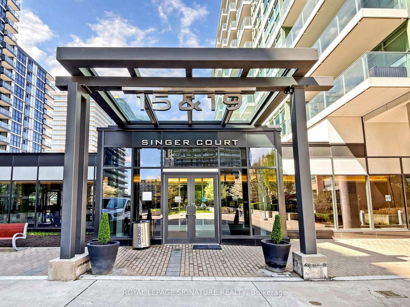1211 - 15 Singer Court