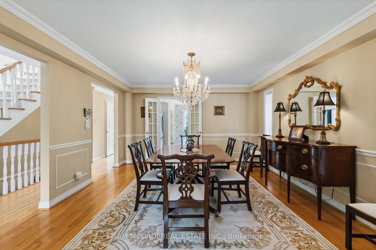 Listing Image 7