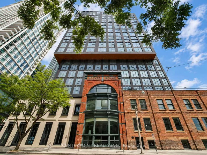 3208 - 100 Queen Street E