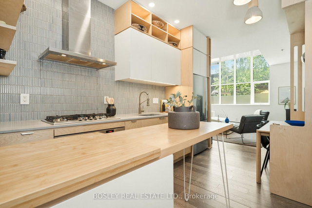 109 - 510 King Street E