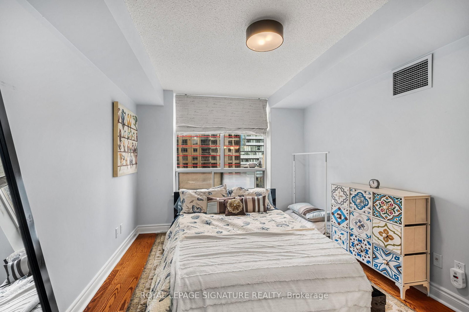 123 Eglinton Avenue E • #813 • Toronto, ON photo 20