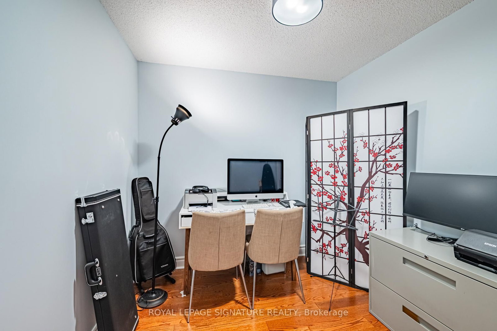 123 Eglinton Avenue E • #813 • Toronto, ON photo 23