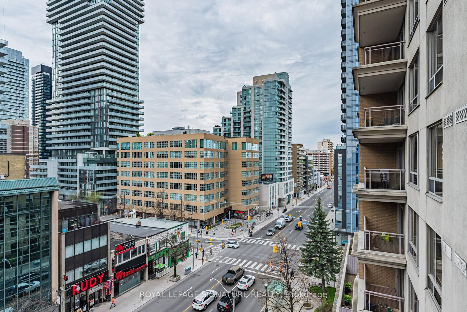 123 Eglinton Avenue E • #813 • Toronto, ON photo 28