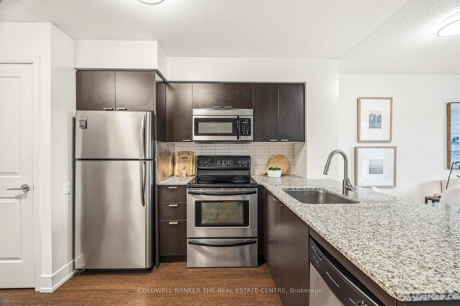 23 Sheppard Avenue E • #912 • Toronto, ON photo 11