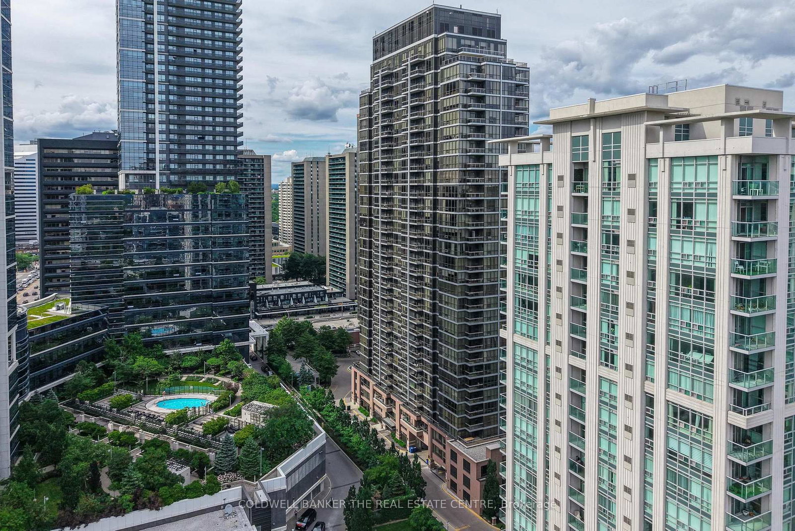23 Sheppard Avenue E • #912 • Toronto, ON photo 32