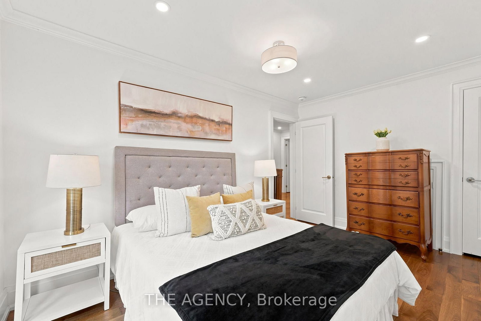 418 Soudan Avenue • Toronto, ON photo 22