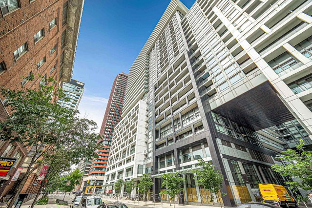 1439 - 135 Lower Sherbourne Street